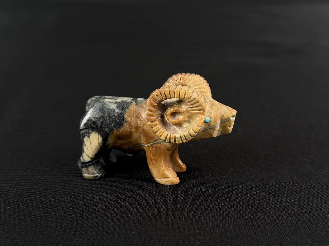 Zuni Carved Picasso Marble Bighorn Ram Fetish (1 of 4)