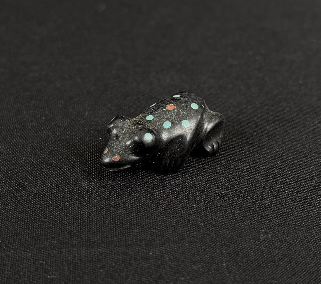 Zuni Carved Jet Frog Fetish (1 of 4)