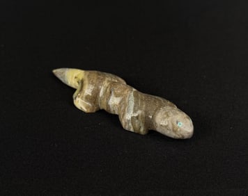 Herbert Davis Zuni Carved Lizard Salamander Fetish