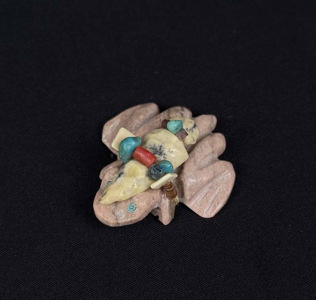 Herbert Davis Zuni Carved Frog Fetish (1 of 4)