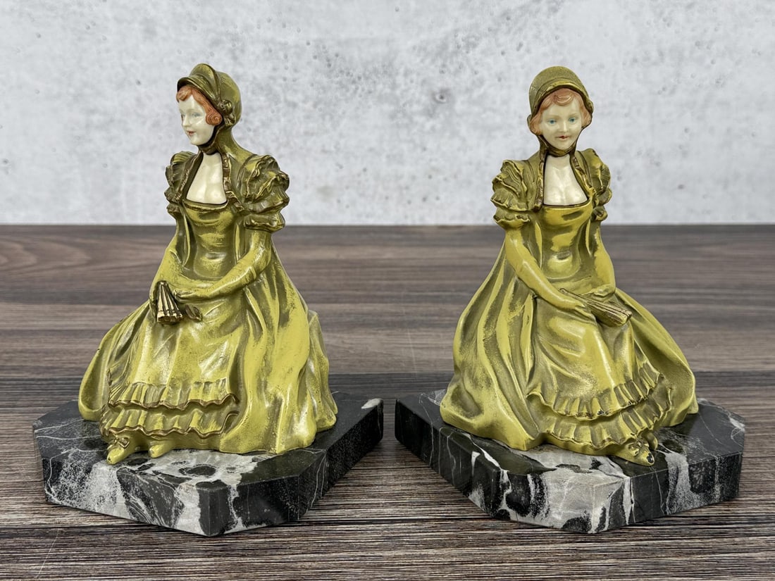 JB Hirsch Foundry Lady In Waiting Bookends: 6 1/2" by 5" by 4 1/4"