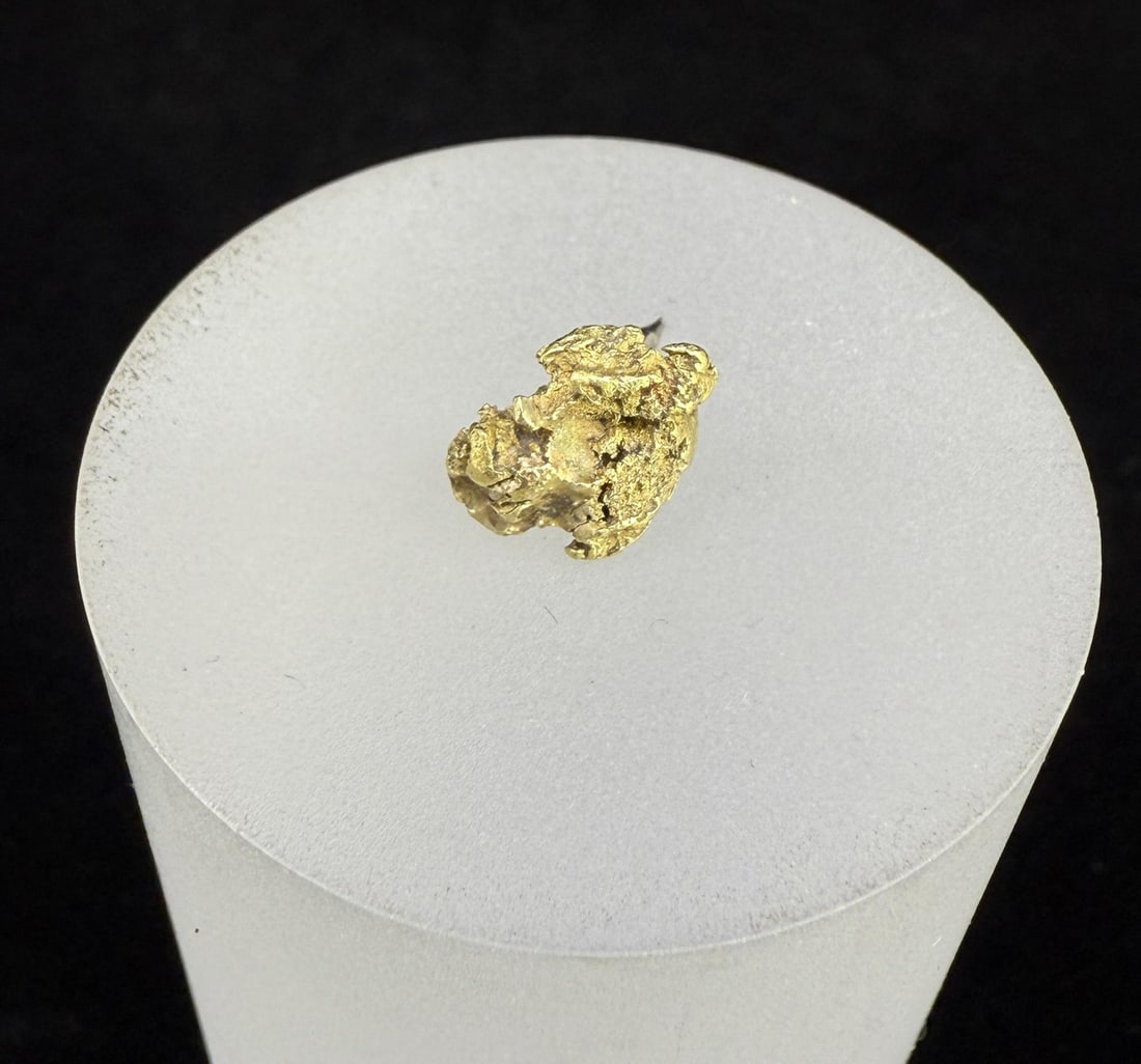 18k Gold Nugget Miners Tie Tack: 1.38 grams.