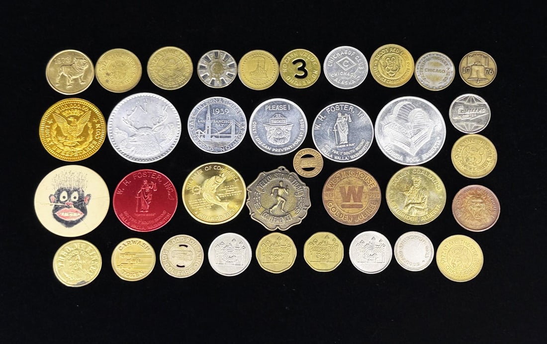 Collection of Gaming Tokens: Nice grouping.