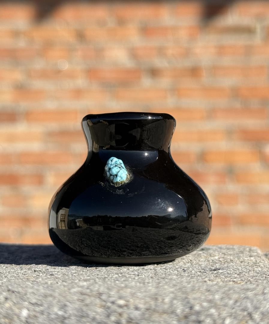 Laguna Pueblo Black Pot with Turquoise (1 of 4)