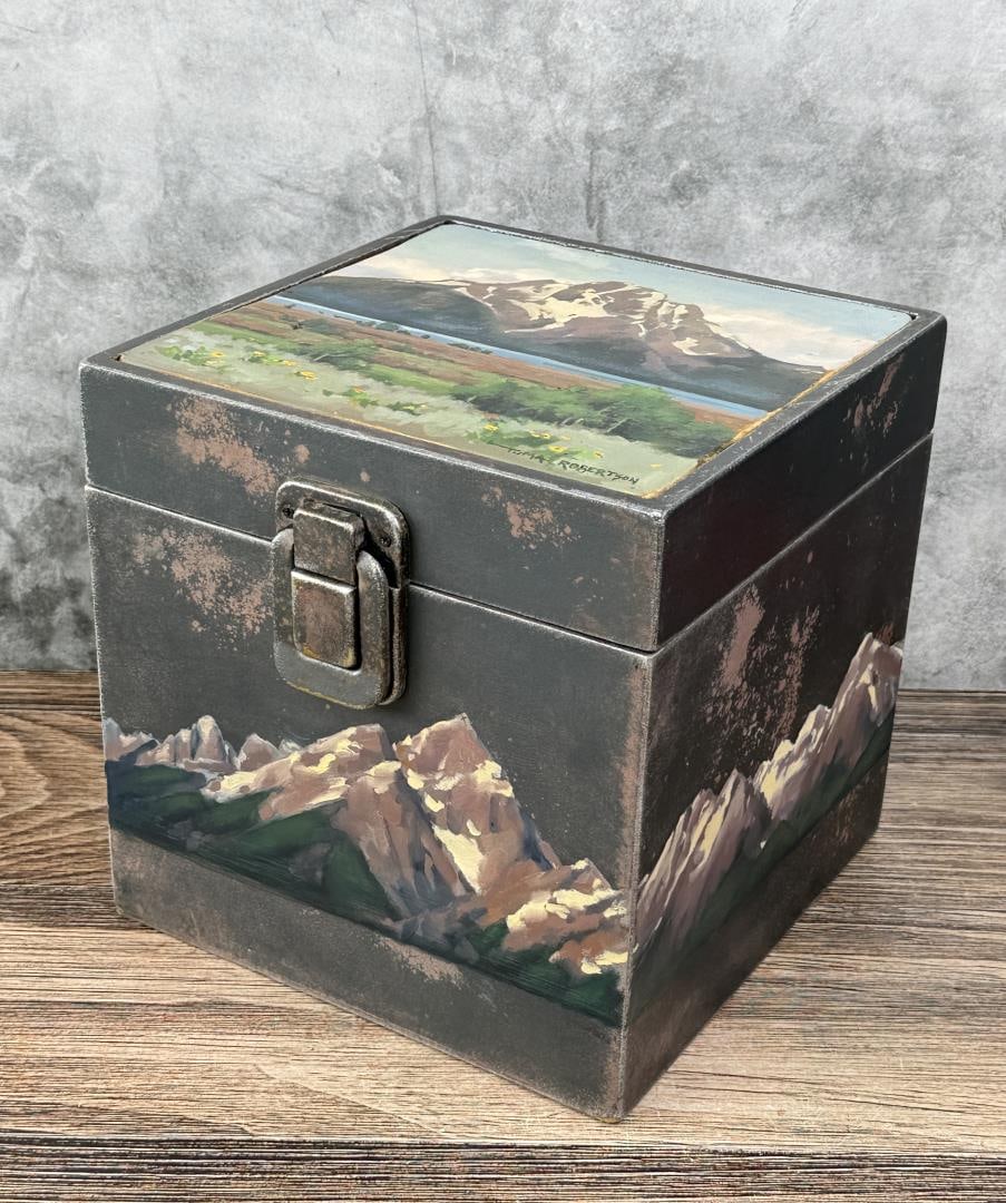 Linda Tuma Robertson Painted Keepsake Box (1 of 8)