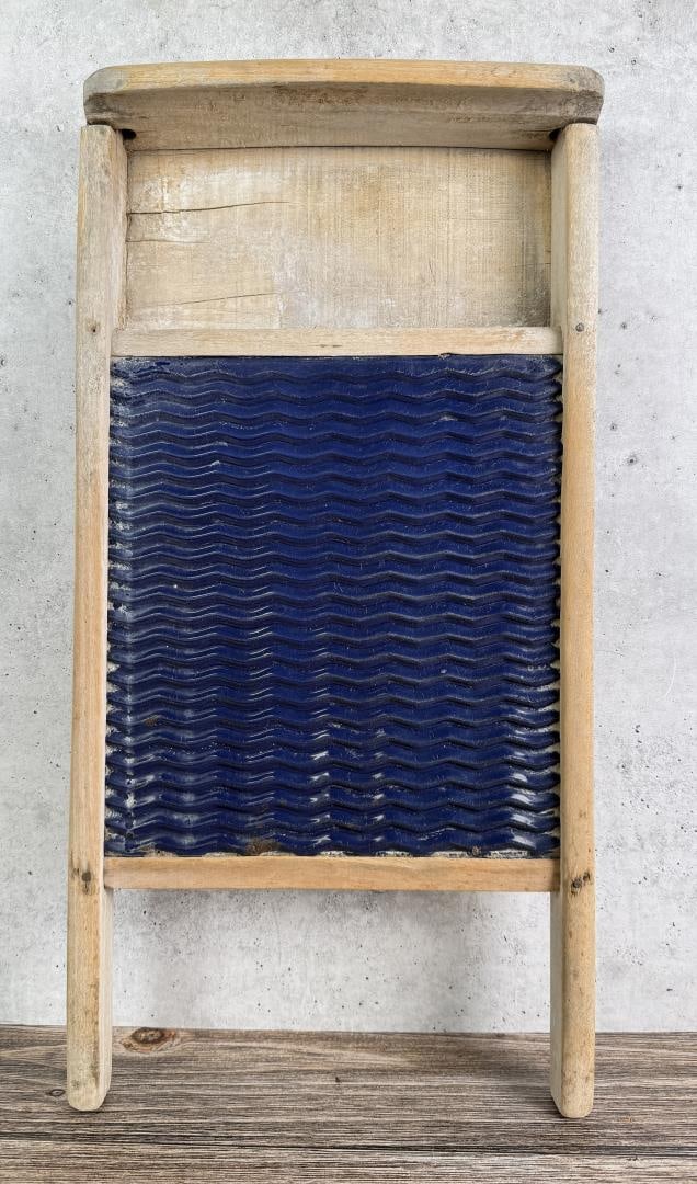 Cobalt Blue Enamel Washboard (1 of 3)