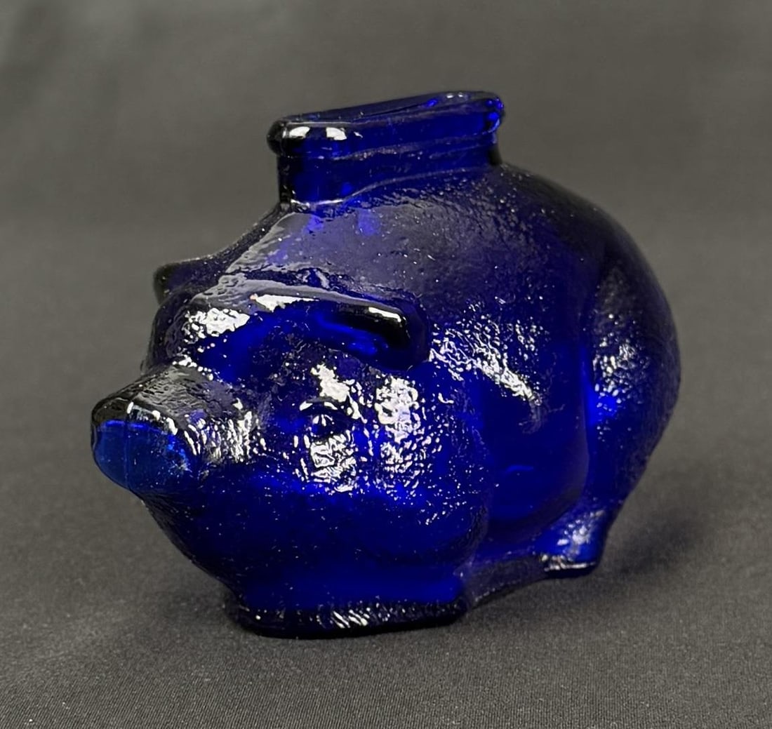 Anchor Hocking Blue Glass Piggy Bank (1 of 6)