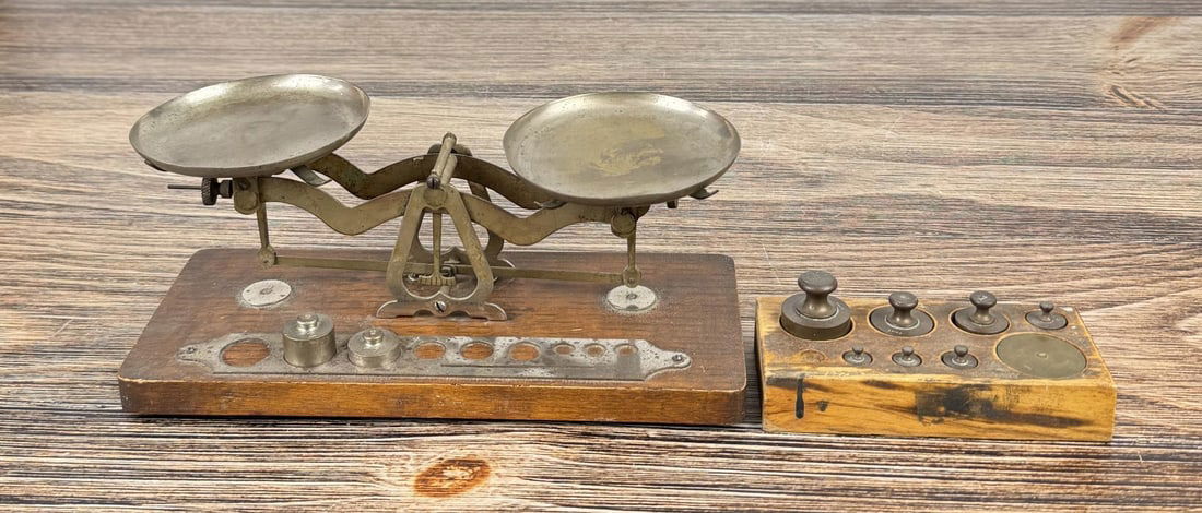 Gold Rush Assayers Scale and Weights (1 of 5)