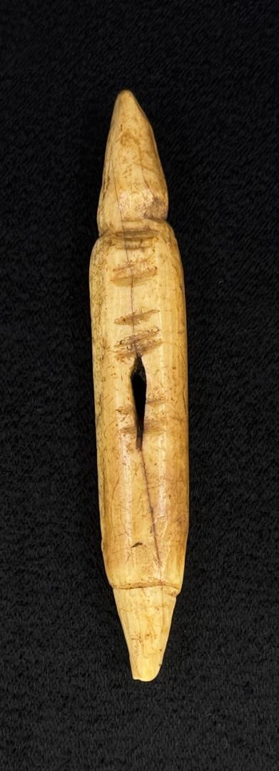 Ancient Thule Inuit Alaskan Eskimo Ivory Toggle (1 of 3)