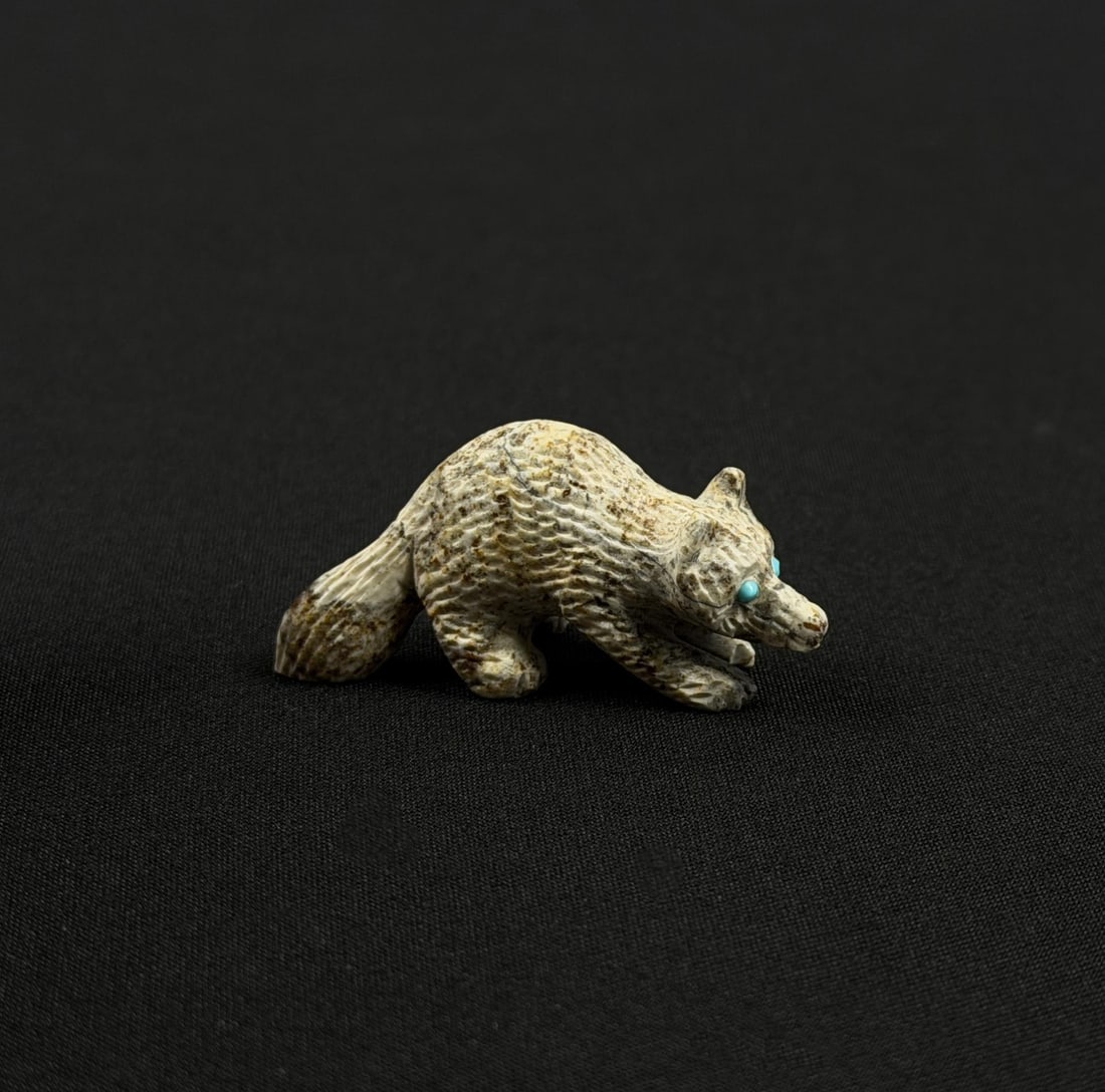 Wilfred Cheama Zuni Carved Fox Fetish (1 of 5)