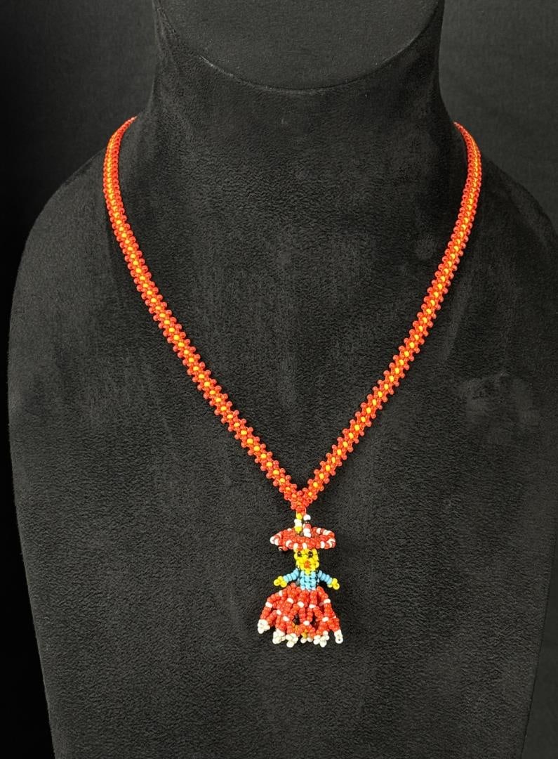 Zuni Native American Indian Beaded Necklace (1 of 3)