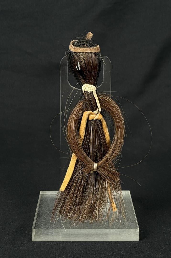 Native American Indian Horsehair Doll: 7 1/4" tall