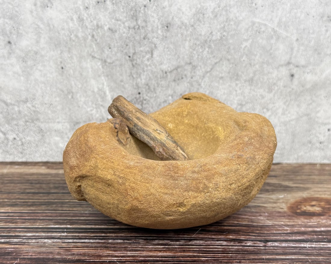 Native American Indian Stone Paint Pot Mortar (1 of 6)
