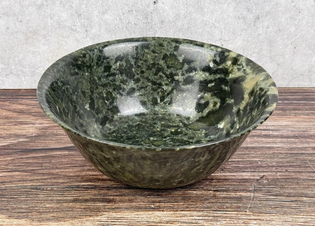 Chinese Spinach Nephrite Jade Bowl (1 of 5)
