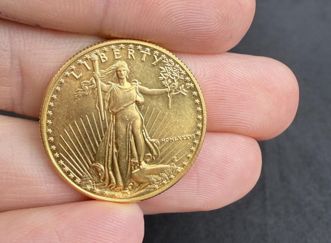 1986 American Eagle Half 1/2 Ounce Gold Coin (1 of 4)