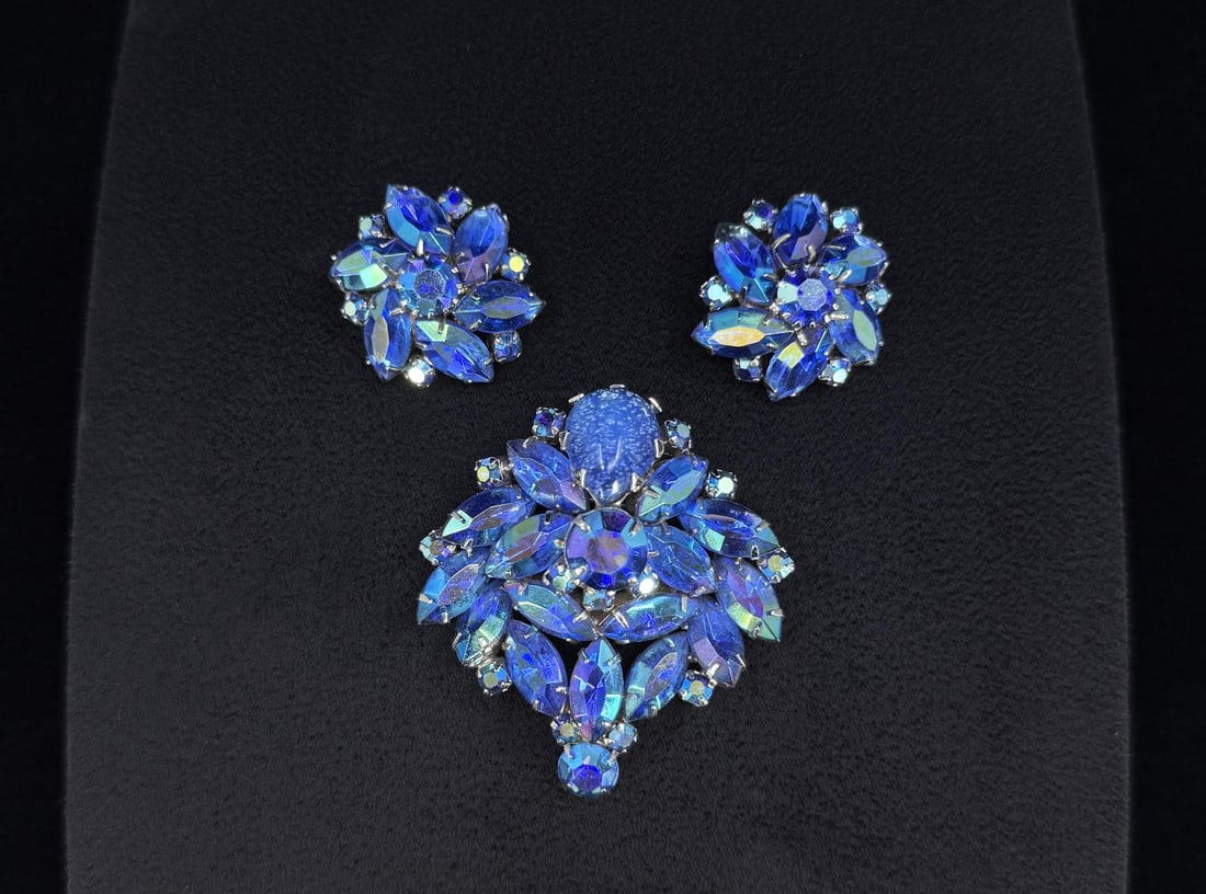 Rhinestone Costume Jewelry Brooch and Earrings (1 of 3)
