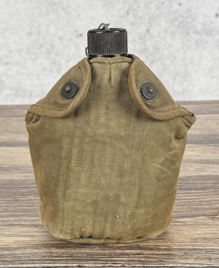 WW2 US Army Canteen 1945 Dated and Named (1 of 9)