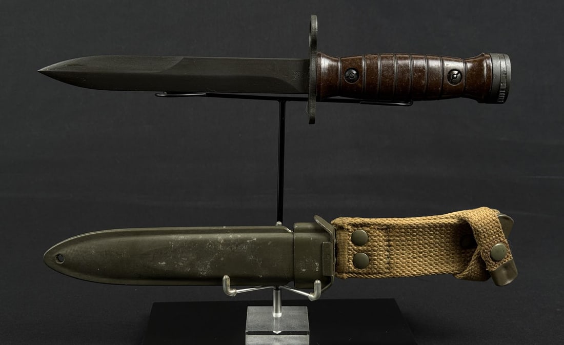 Italian M4 M1 Carbine Bayonet A.E.T.: Dated 1959