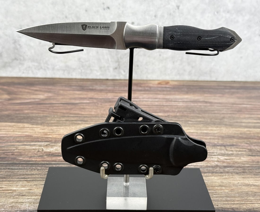 Browning Black Label Tactical Boot Dagger 102BL: 8 3/8" long.
