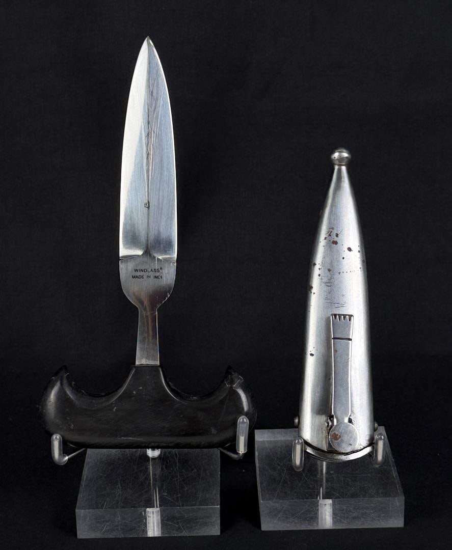 Windlass Punch Dagger Fighting Knife (1 of 6)