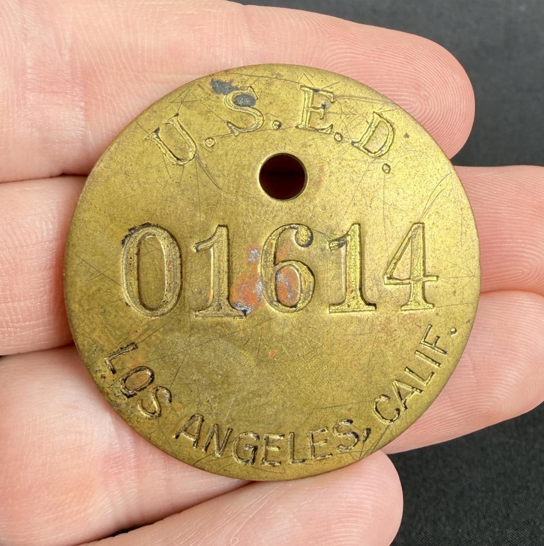 U.S.E.D. US Education Department Los Angeles Badge: Los Angeles California. 1 5/8" diameter.