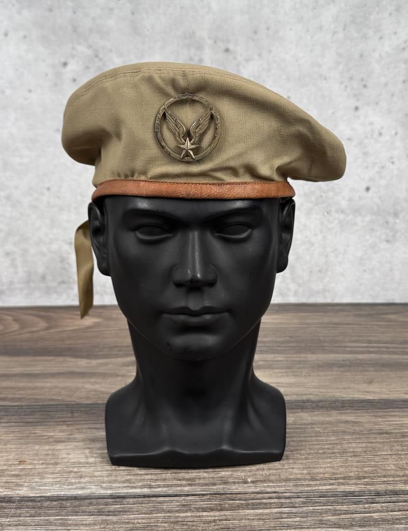 French Army Algerian War Beret (1 of 8)