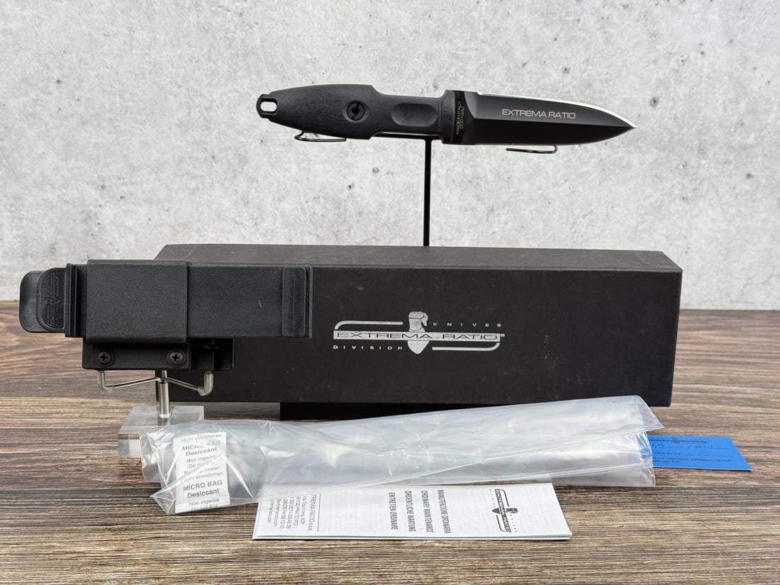 Extrema Ratio Pugio Black EX314BL Dagger: Never used or carried. 8 7/8" long.
