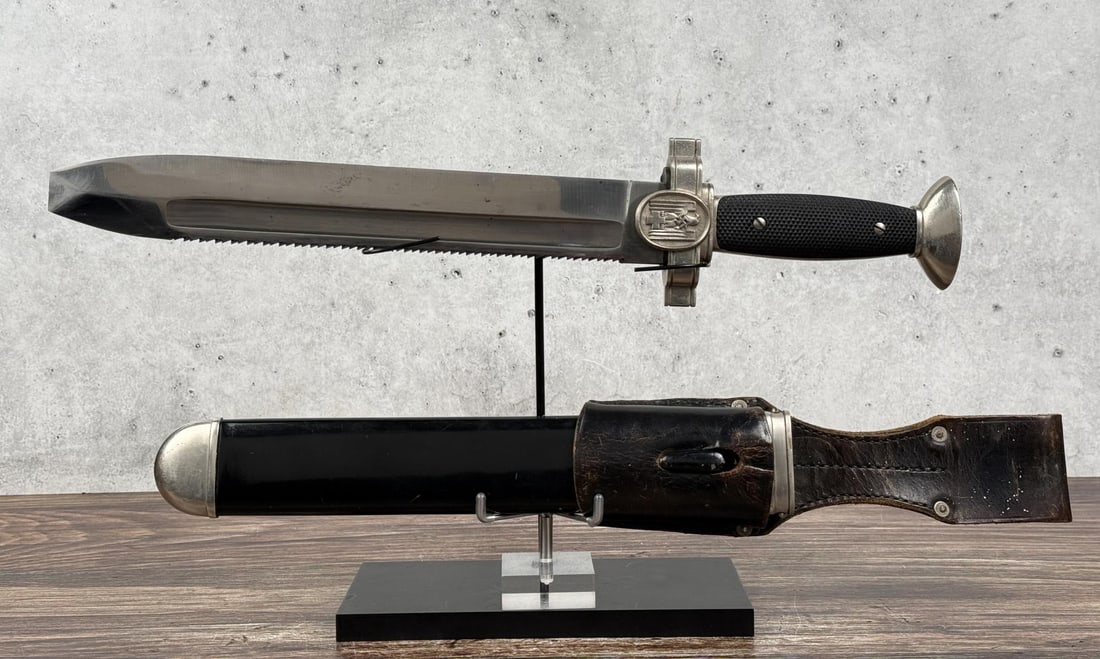 WW2 German DRK Red Cross Hewer Dagger Knife: 15 3/4" long overall.