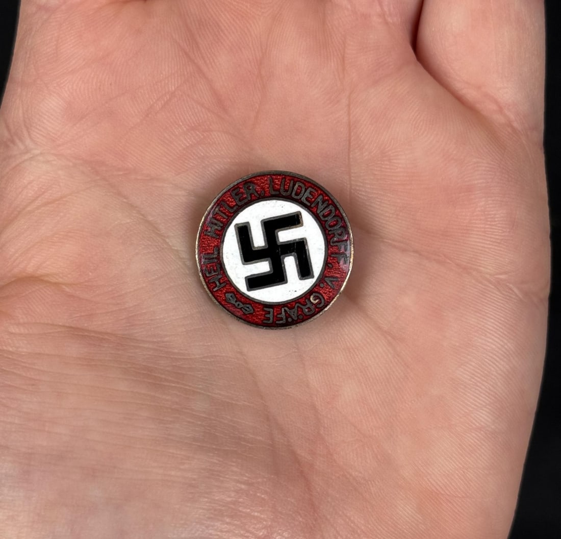 WW2 German NSDAP Party Membership Pin Badge: Nice example.