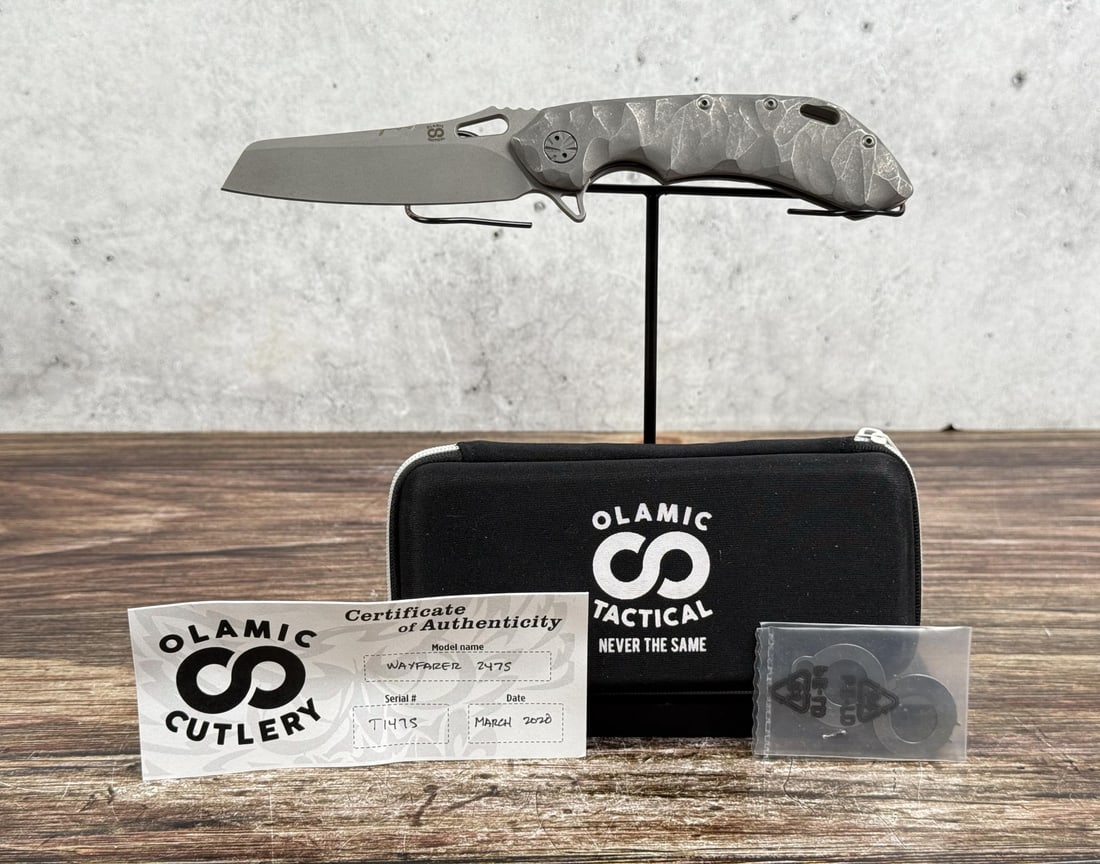 Olamic Tactical Wayfarer 247S T147S Pocket Knife: Never used or carried. 4 3/4" long closed.