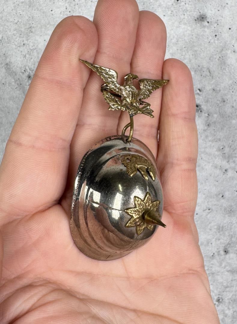 Spanish American War Spike Helmet Sweetheart Pin: Nice example.