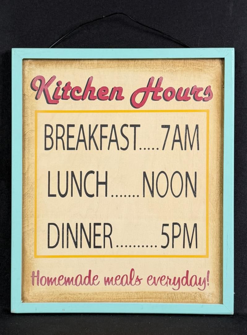 Kitchen Hours Sign (1 of 3)