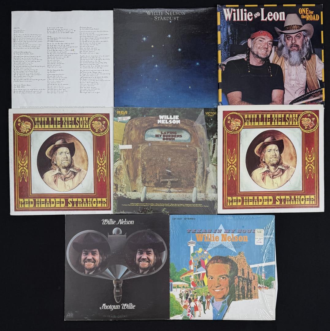 Collection of Willie Nelson 33 LP Records (1 of 6)