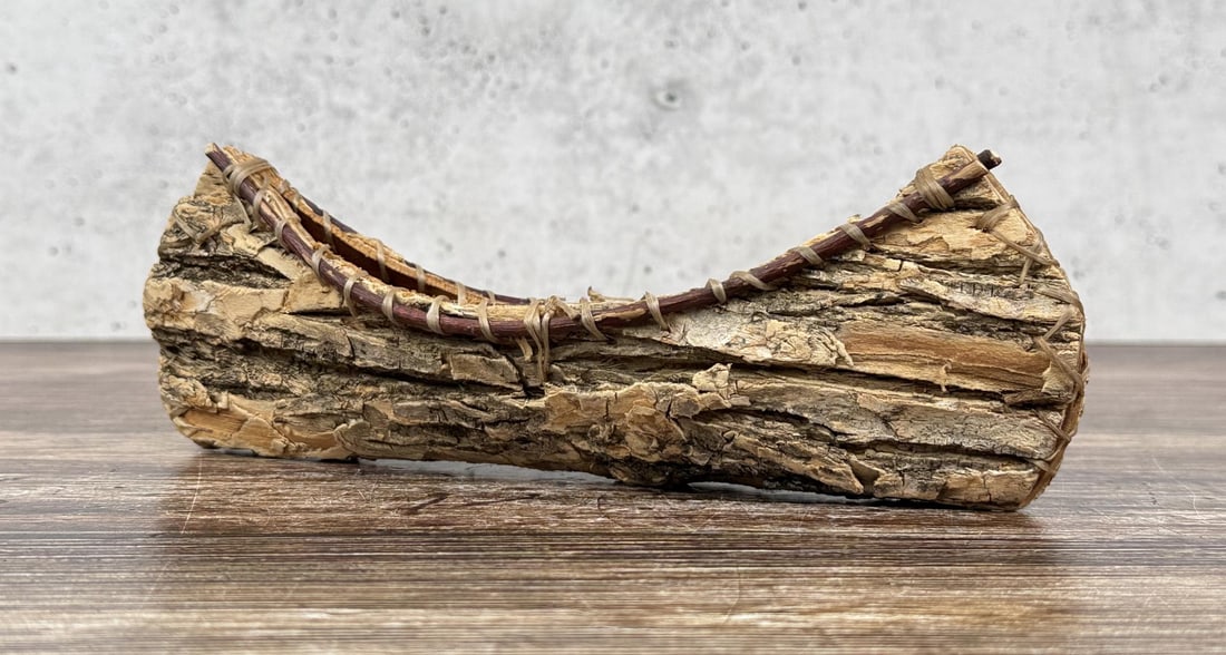 Native American Indian Elm Bark Canoe (1 of 5)
