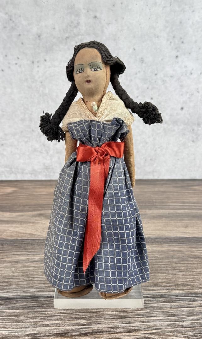 Theresa of Mexico Folk Art Painted Face Doll (1 of 6)