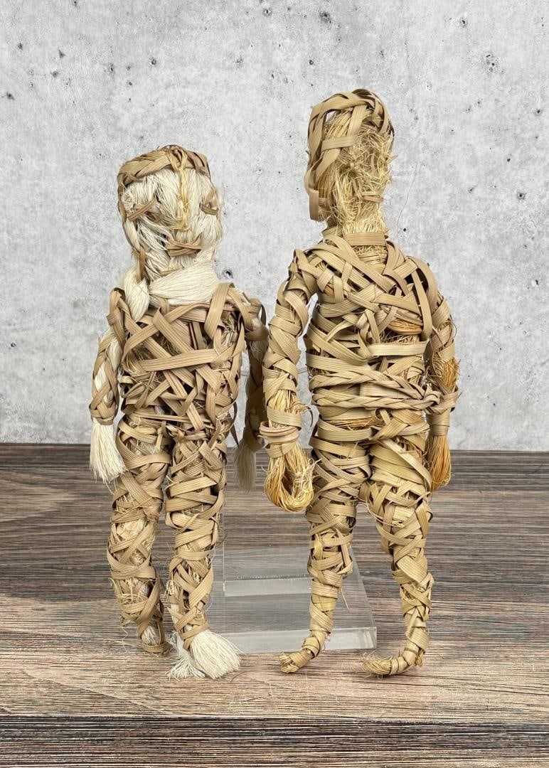Folk Art Woven Corn Husk Dolls (1 of 4)