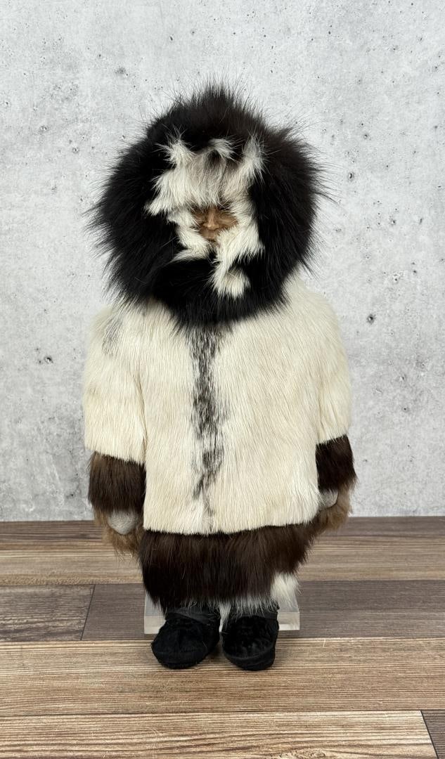 Alaskan Inuit Eskimo Wood Face Doll (1 of 3)