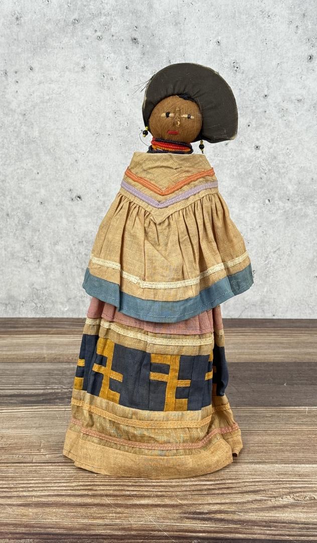 Virginia Smith Seminole Native American Doll (1 of 5)