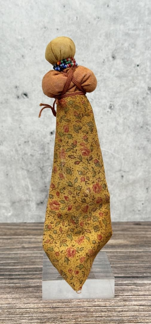 Sioux Native American Indian Prayer Doll: 7" tall. First Half of the 20th Century.