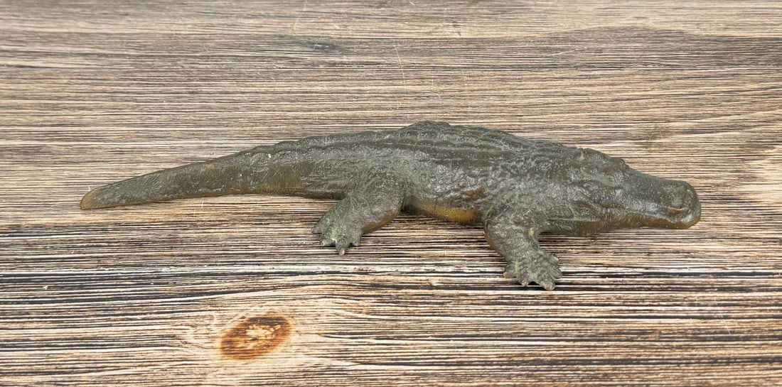 Vienna Bronze Alligator Paperweight (1 of 4)