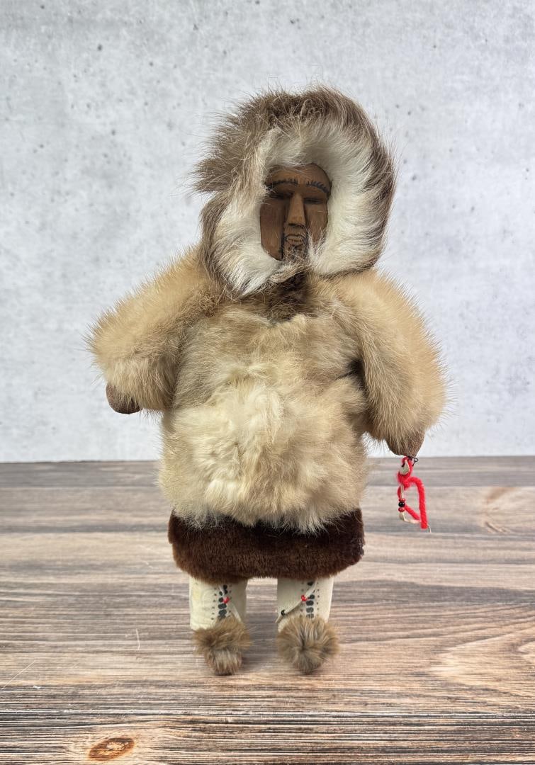Alaskan Inuit Eskimo Wood Face Doll (1 of 4)