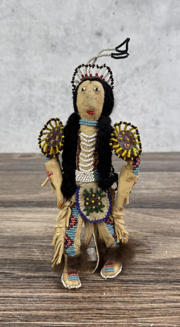 Shoshone Bannock Native American Indian Doll (1 of 3)