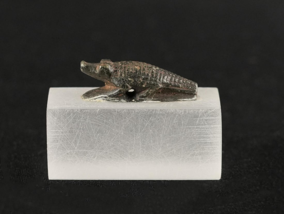Ancient Egyptian Steatite Crocodile Amulet (1 of 6)