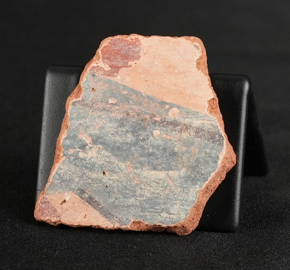 Ancient Egyptian Painted Amarna Pottery Fragment (1 of 7)