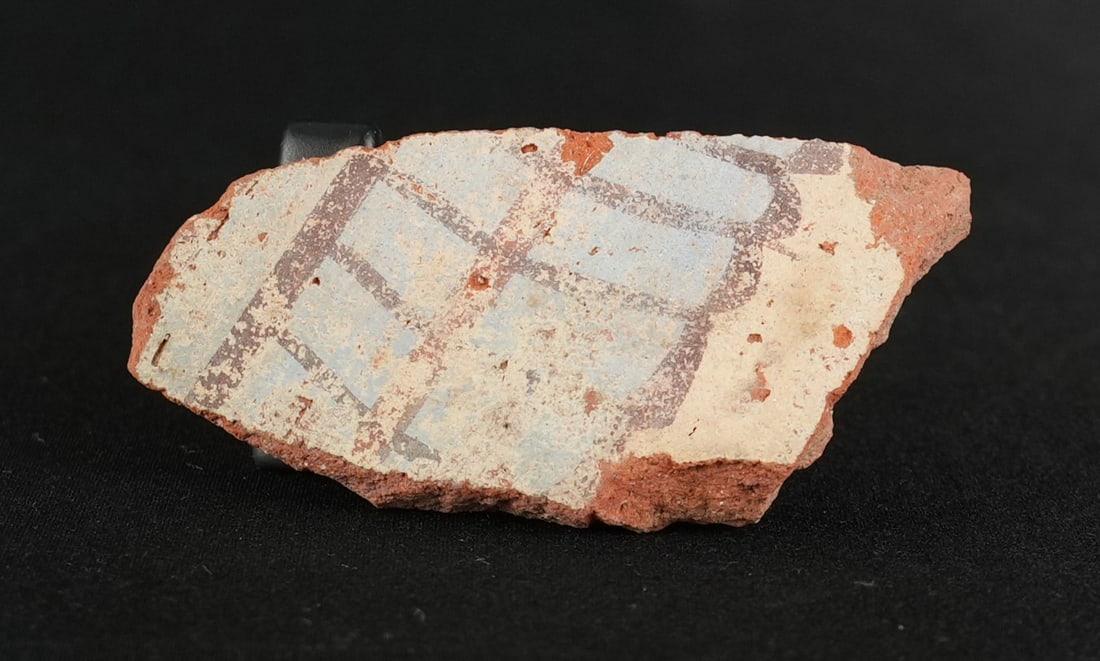 Ancient Egyptian Painted Amarna Pottery Fragment (1 of 6)