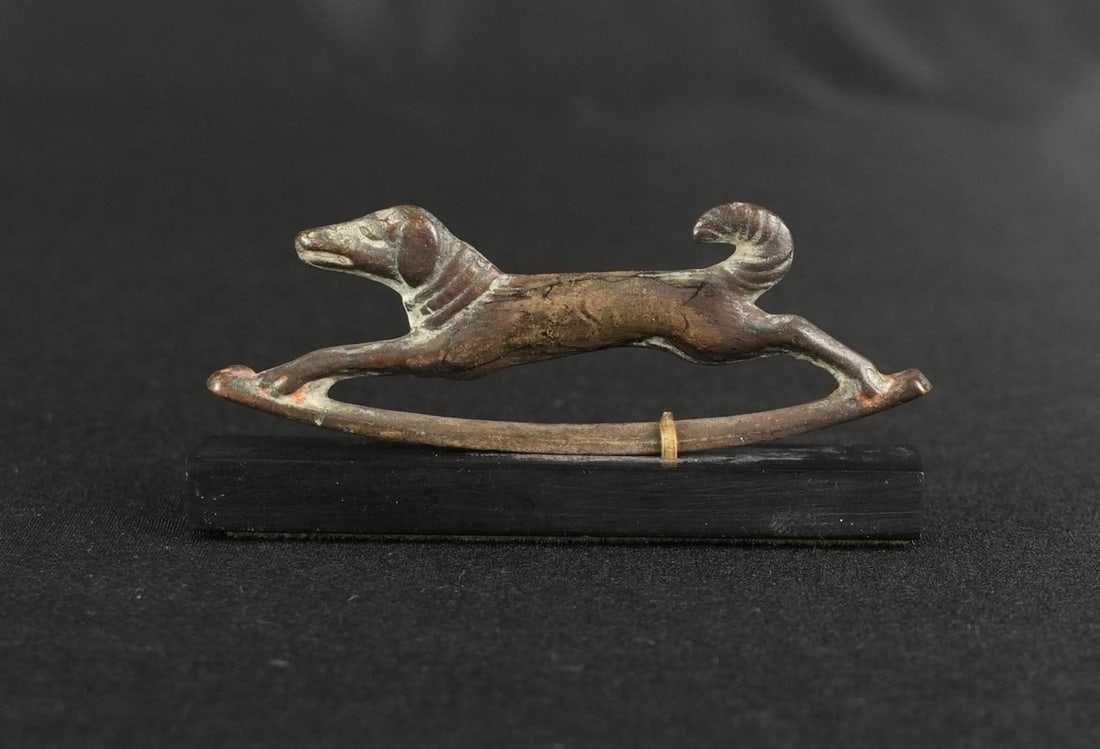 Ancient Roman Bronze Hound Fire Striker (1 of 4)