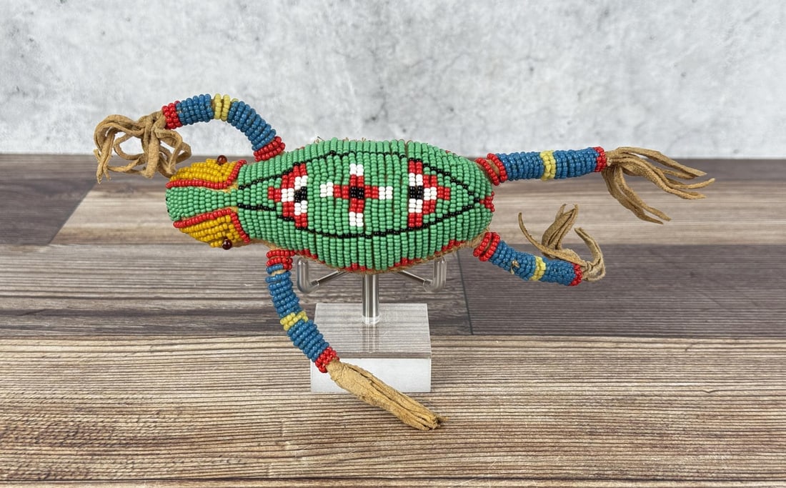 Native American Indian Beaded Frog Fetish (1 of 3)