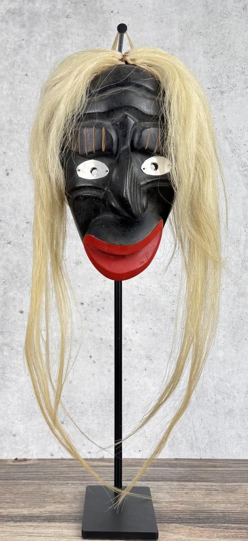 Iroquois Native American Indian False Face Mask (1 of 7)