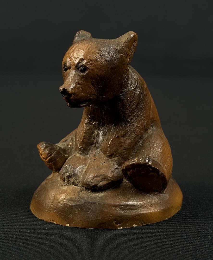Ace Powell Seated Bear (1 of 8)