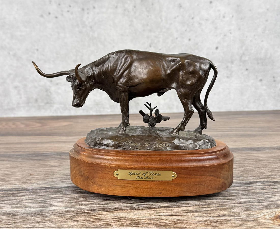 Tom Moss Spirit of Texas Bronze (1 of 8)